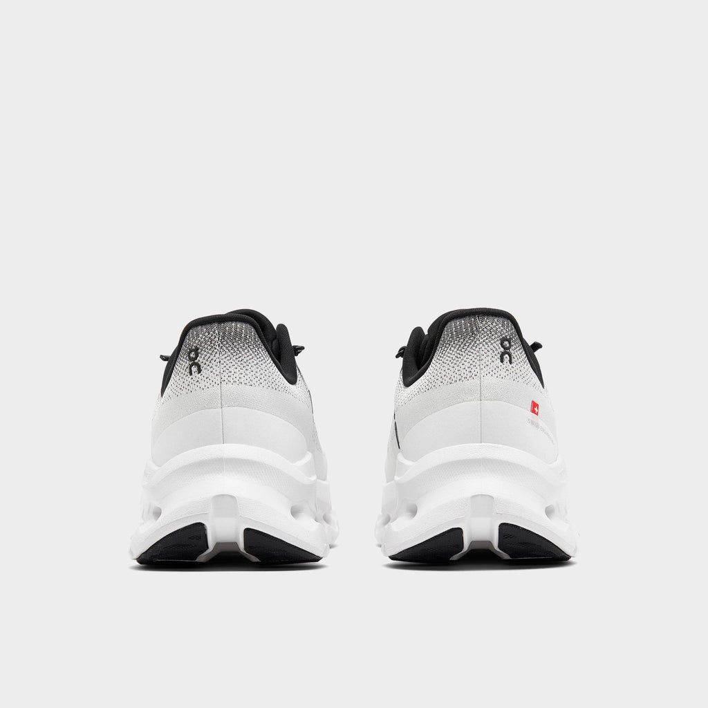 ON Cloudtilt trainers black ivory